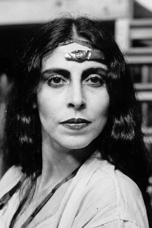 Photo of Edith Siqueira, Acting