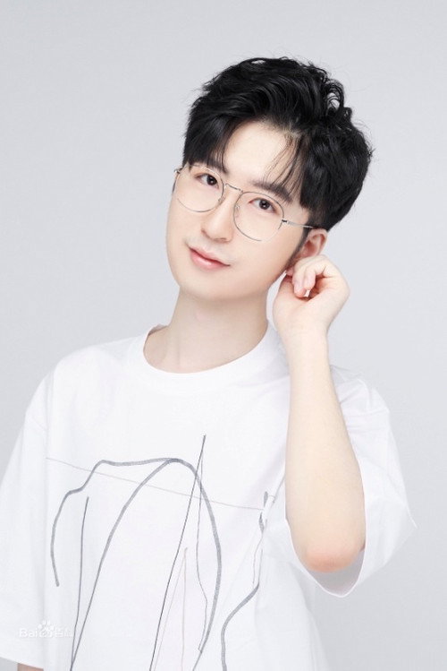 Photo of Li Xin, Acting