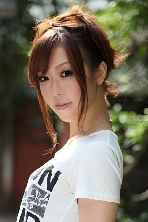 Photo of 沢村れいか, Acting