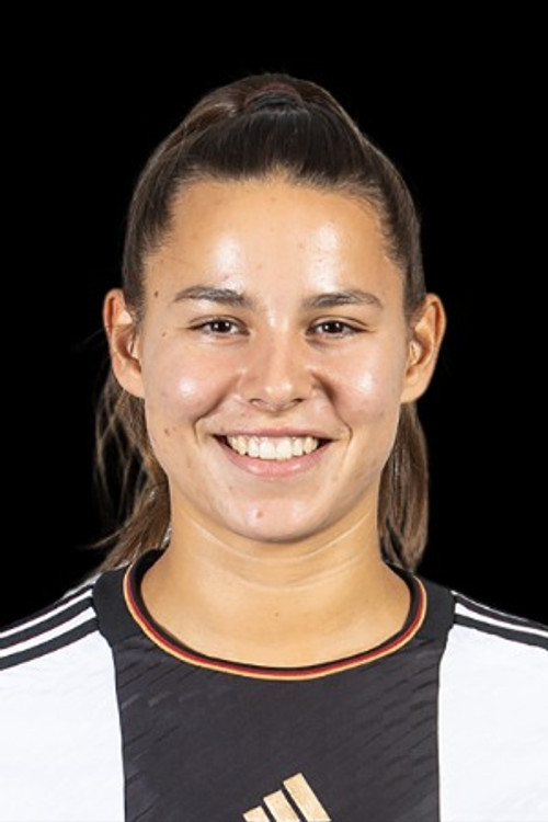 Lena Oberdorf profile