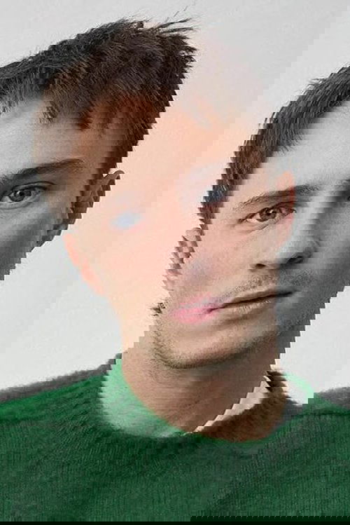 Drew Starkey profile