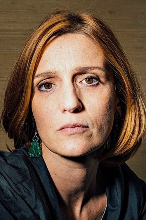 Beatriz Batarda profile