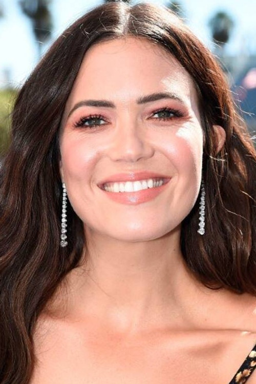 Mandy Moore profile