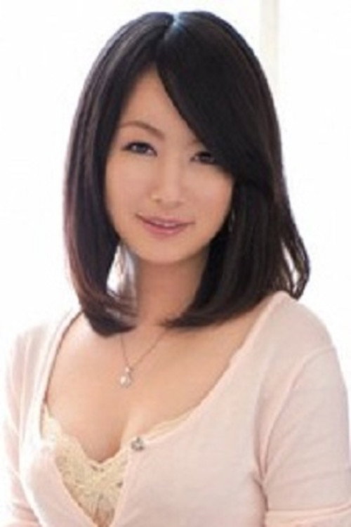 Photo of Yumi Iwasa, Acting