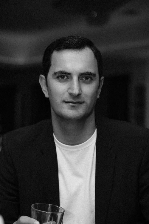 Photo of Gnel Ulikhanyan, Acting