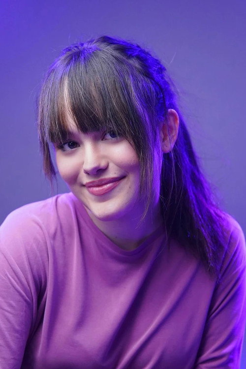 Regina Carrillo profile