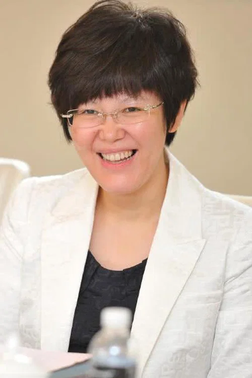 Photo of Gao Xuan, Writing