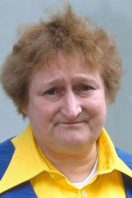 Bella Emberg profile