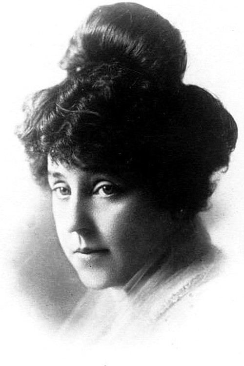 Photo of Queenie Vassar, Acting