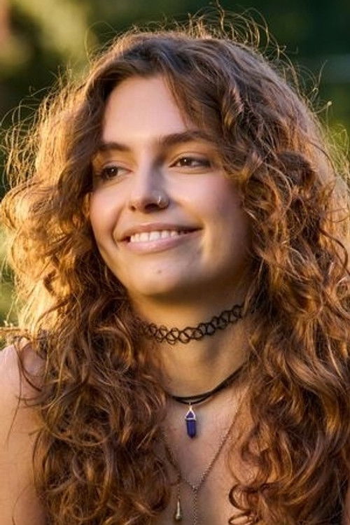 Ella Van Remortel profile