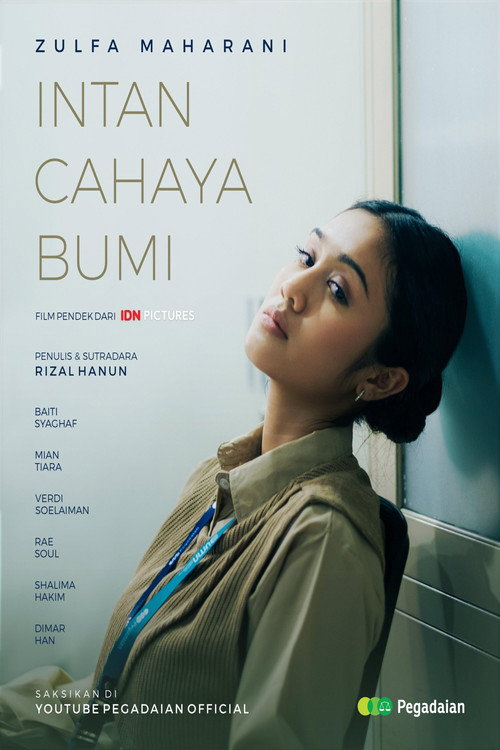 Movie poster for Intan Cahaya Bumi (2024)