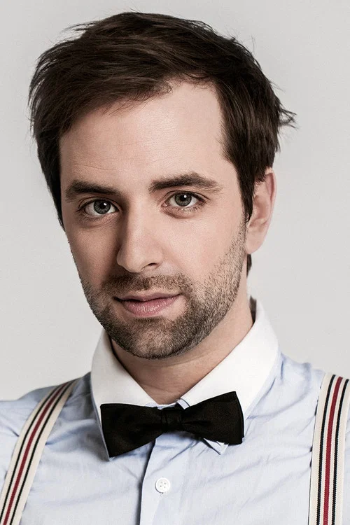 Photo of Étienne Dupuis, Acting