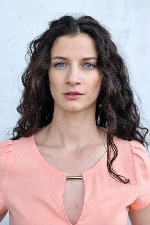 Photo of Lili Gesler, Acting