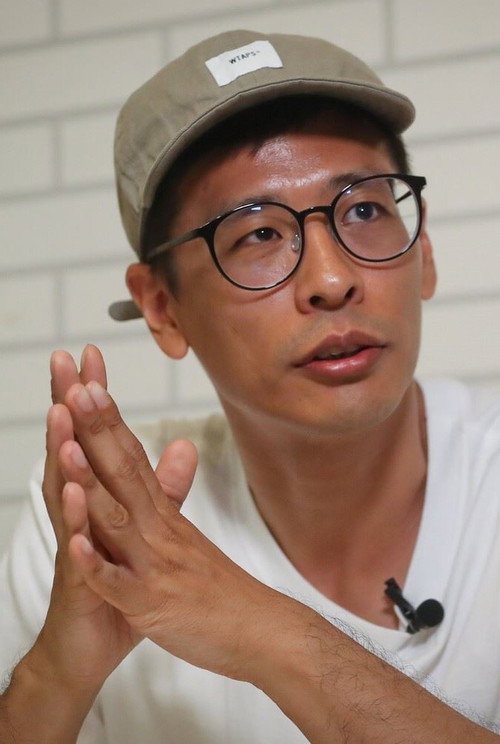 Photo of Shang-Min Yu, Writing