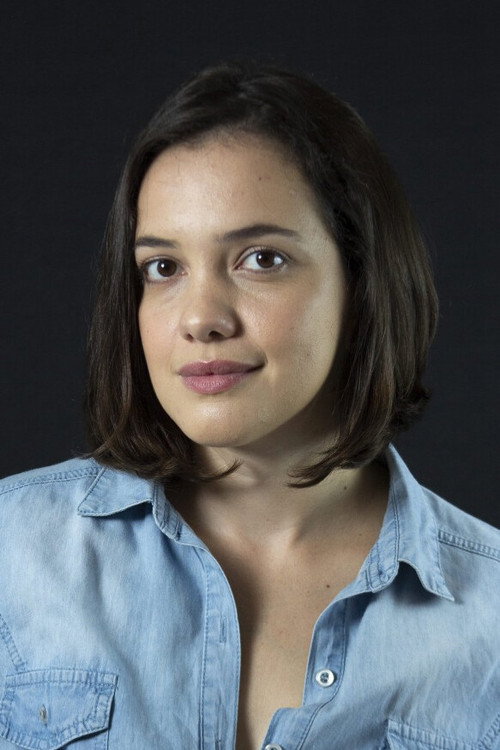 Photo of Brenda Diniz, Acting
