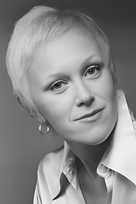 Photo of Erica Eaton, Acting