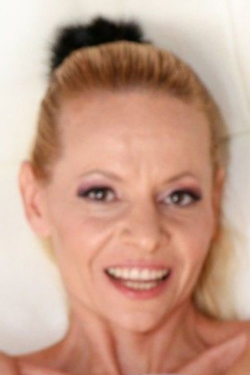 Photo of Raisa Wetsx, Acting
