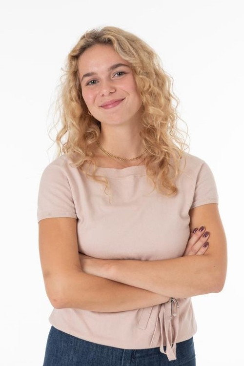 Photo of Linnea Nicosia, Acting