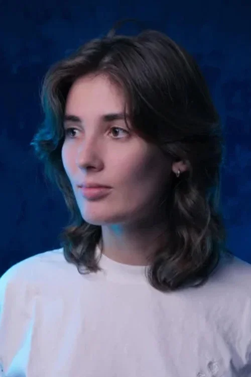 Photo of Camila Dron, Crew