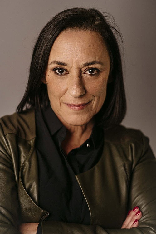 Lucinda Loureiro profile