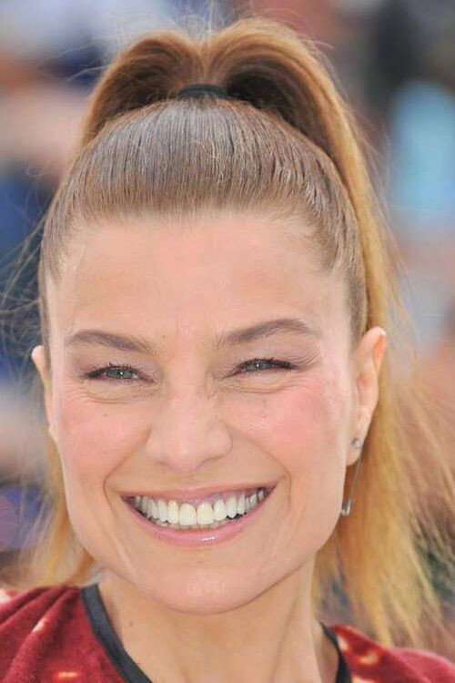 Photo of Elli Medeiros, Acting