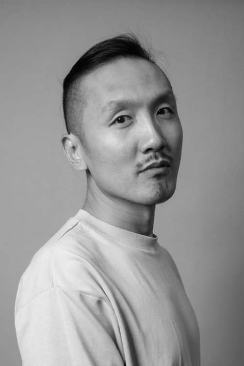 Photo of Li Wenyu, Writing