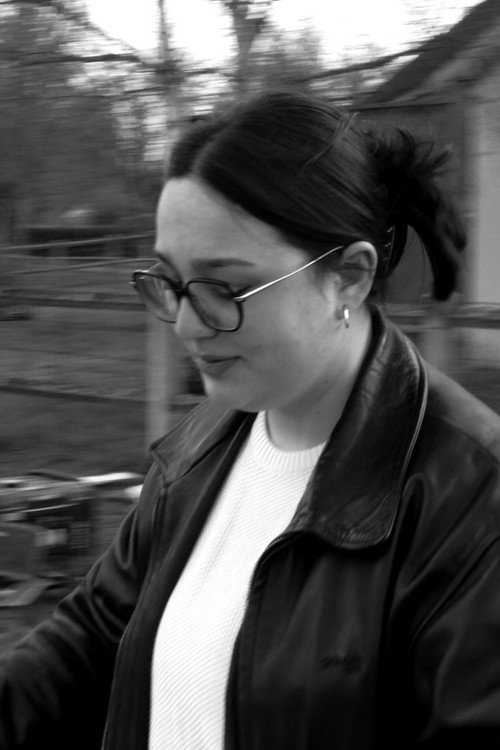Photo of Maevane Bonnaud, Production