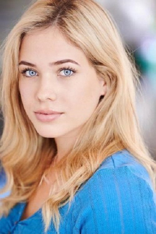 Photo of Chloë Marie Rhoades, Acting