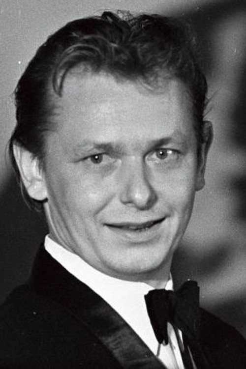 Photo of Enn Vetemaa, Writing