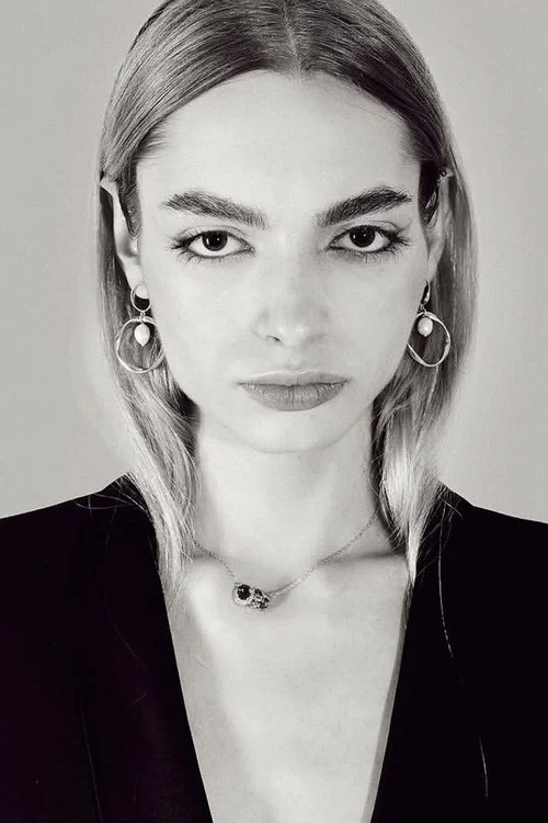 Photo of Alicia Bravo, Acting