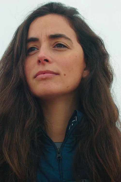 Carlota Valenzuela profile