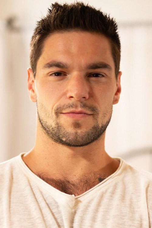 Photo of Solomon Aspen, Acting