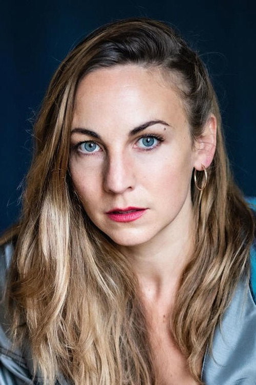 Photo of Luana Bellinghausen, Acting