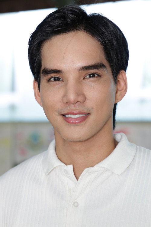 Photo of A Linn Yaung, Acting