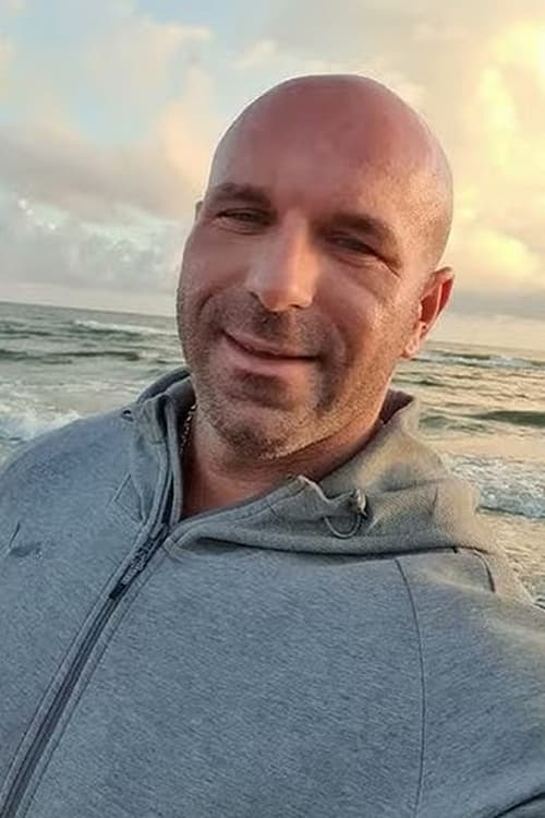 Rafał Iwaniuk profile