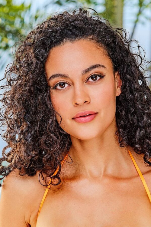Photo of Sarah Aliy, Acting
