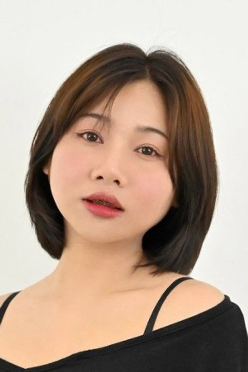 Photo of Beem Thanichasorn Wariyavanich, Acting