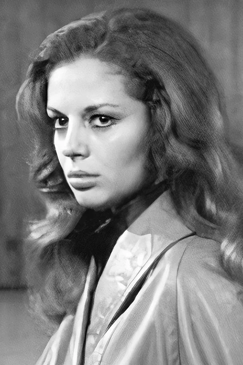 Photo of Jacqueline Myrna, Acting
