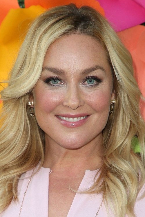 Elisabeth Röhm profile