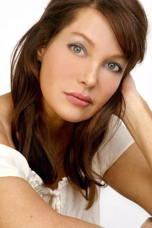 Holly Fields profile