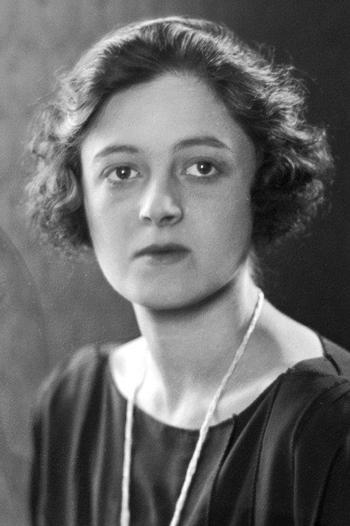 Photo of Meggie Albanesi, Acting