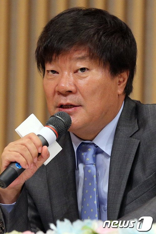 Kim Jong-hak profile