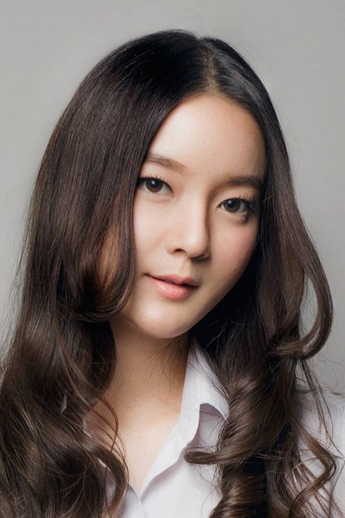 Photo of Waruntorn Paonil, Acting