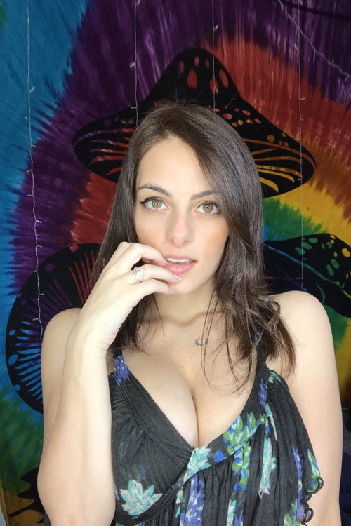 Photo of Lexi Pearl, Acting