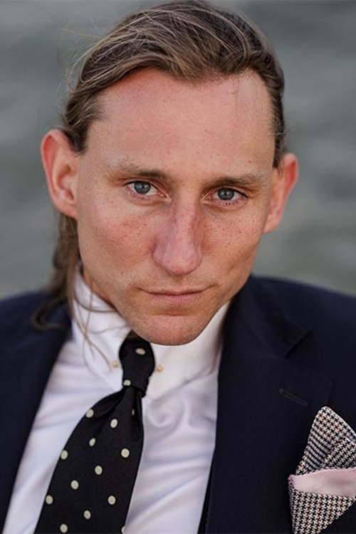 Liliom Lewald profile