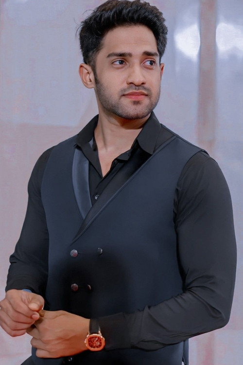 Series poster for Thugesh (2020)