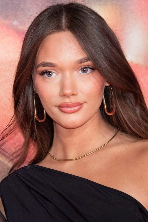 Phoebe Tomlinson profile