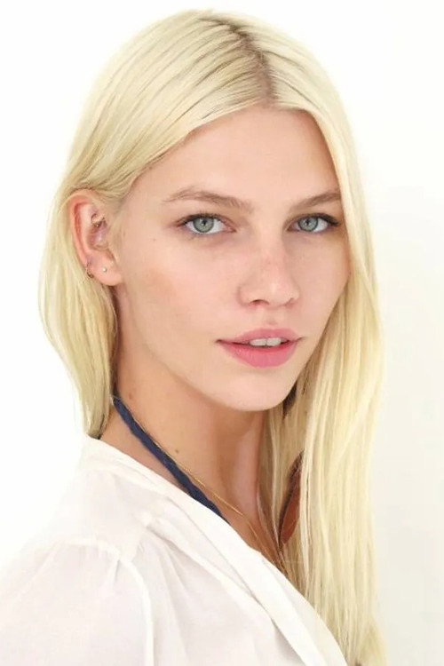 Aline Weber profile