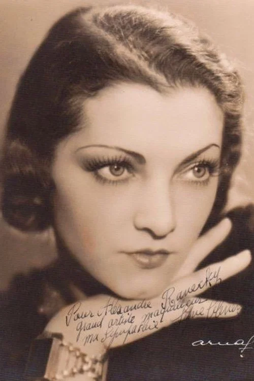 Photo of Lyne Clevers, Acting