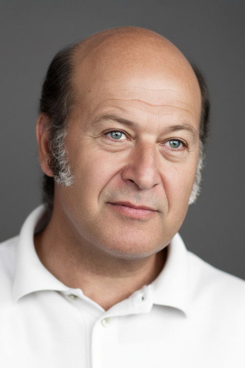 Cüneyt Gökçer profile